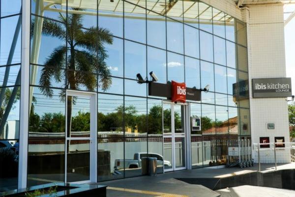 Ibis Mossoro Hotel Bagian luar foto