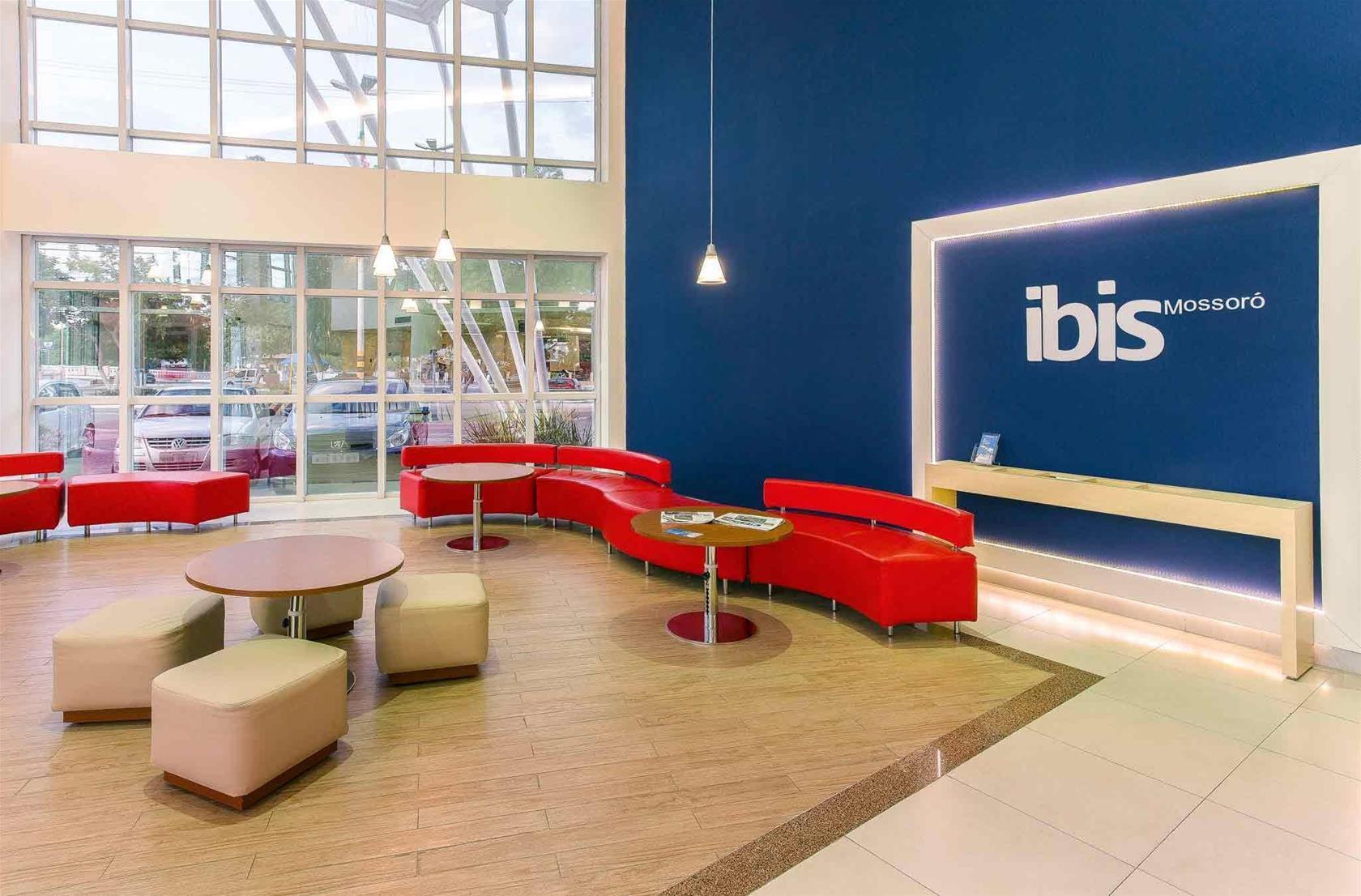 Ibis Mossoro Hotel Bagian luar foto