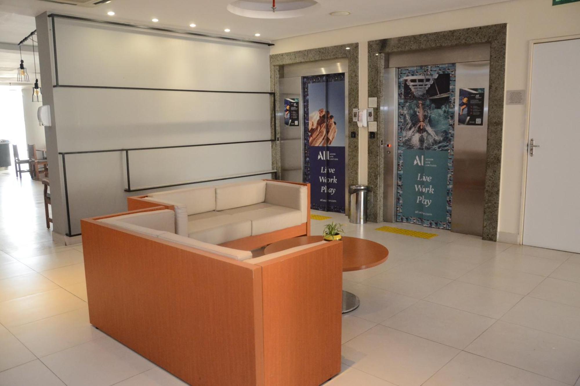 Ibis Mossoro Hotel Bagian luar foto