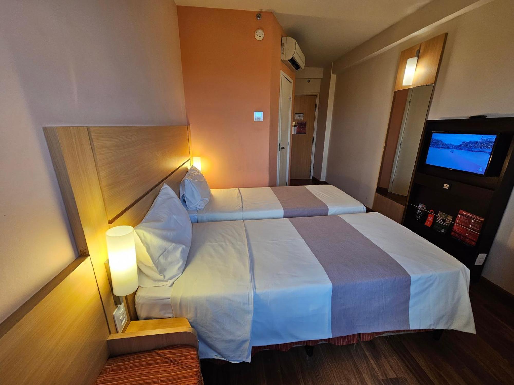 Ibis Mossoro Hotel Bagian luar foto