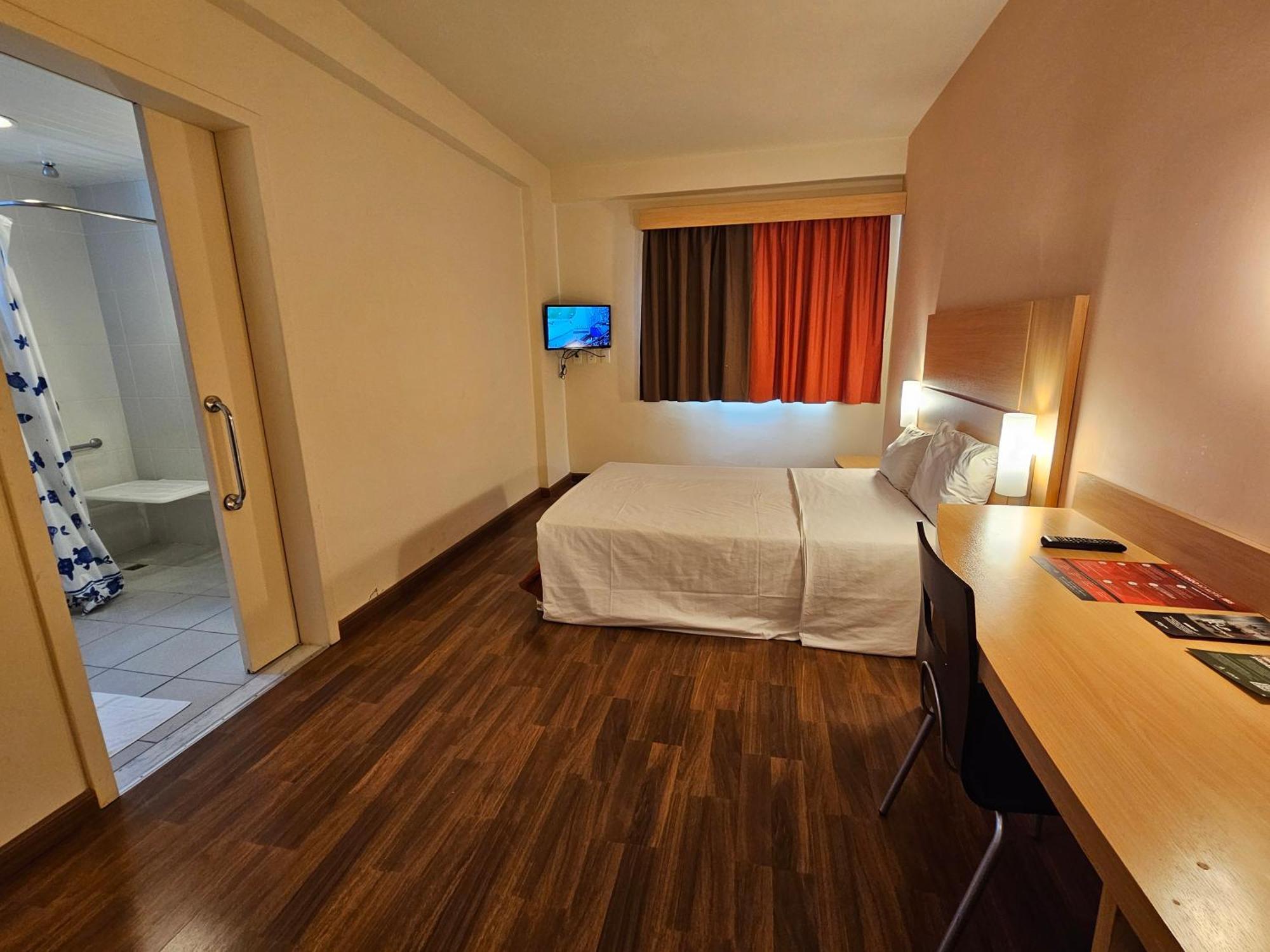 Ibis Mossoro Hotel Bagian luar foto