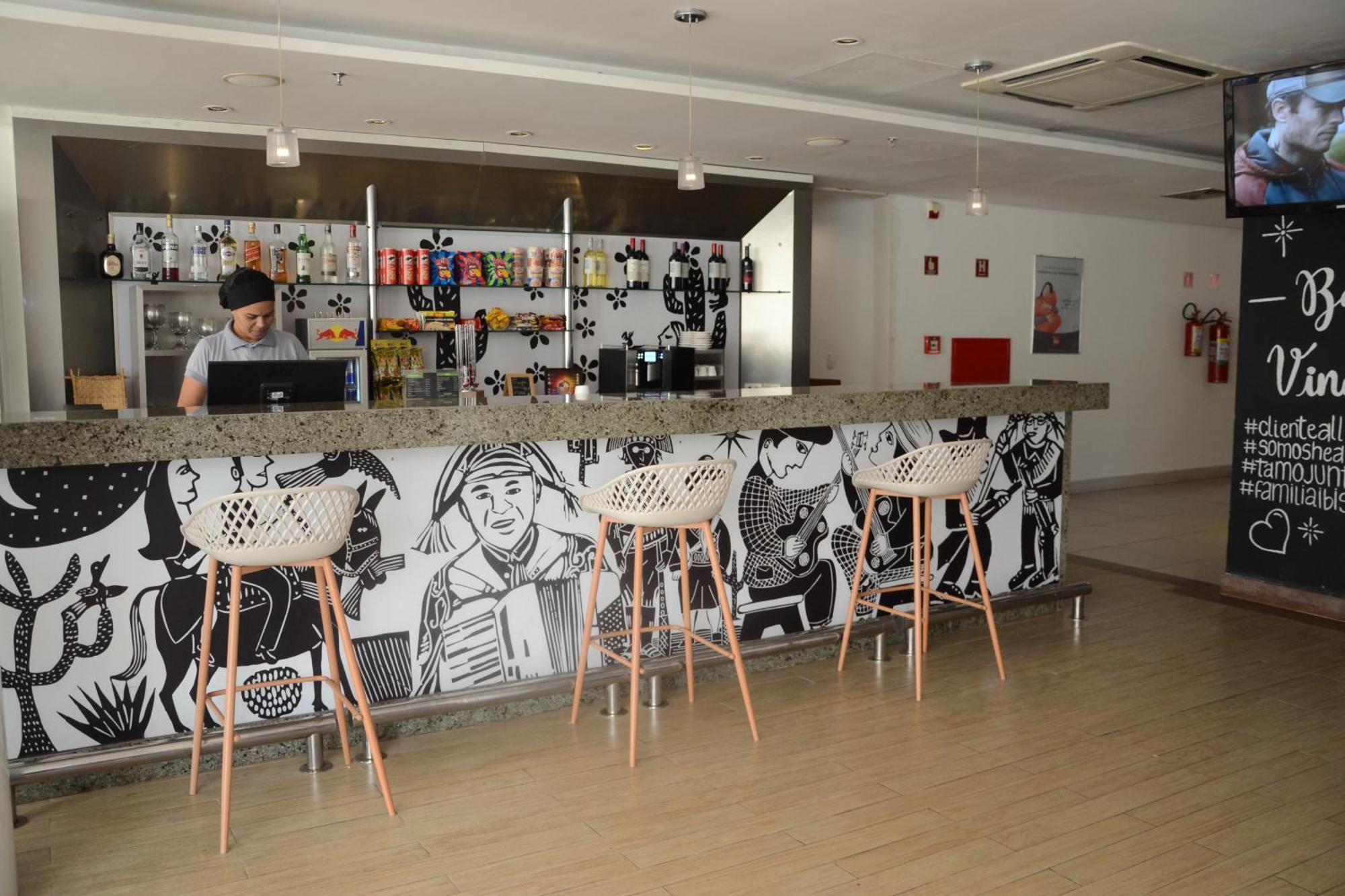 Ibis Mossoro Hotel Bagian luar foto