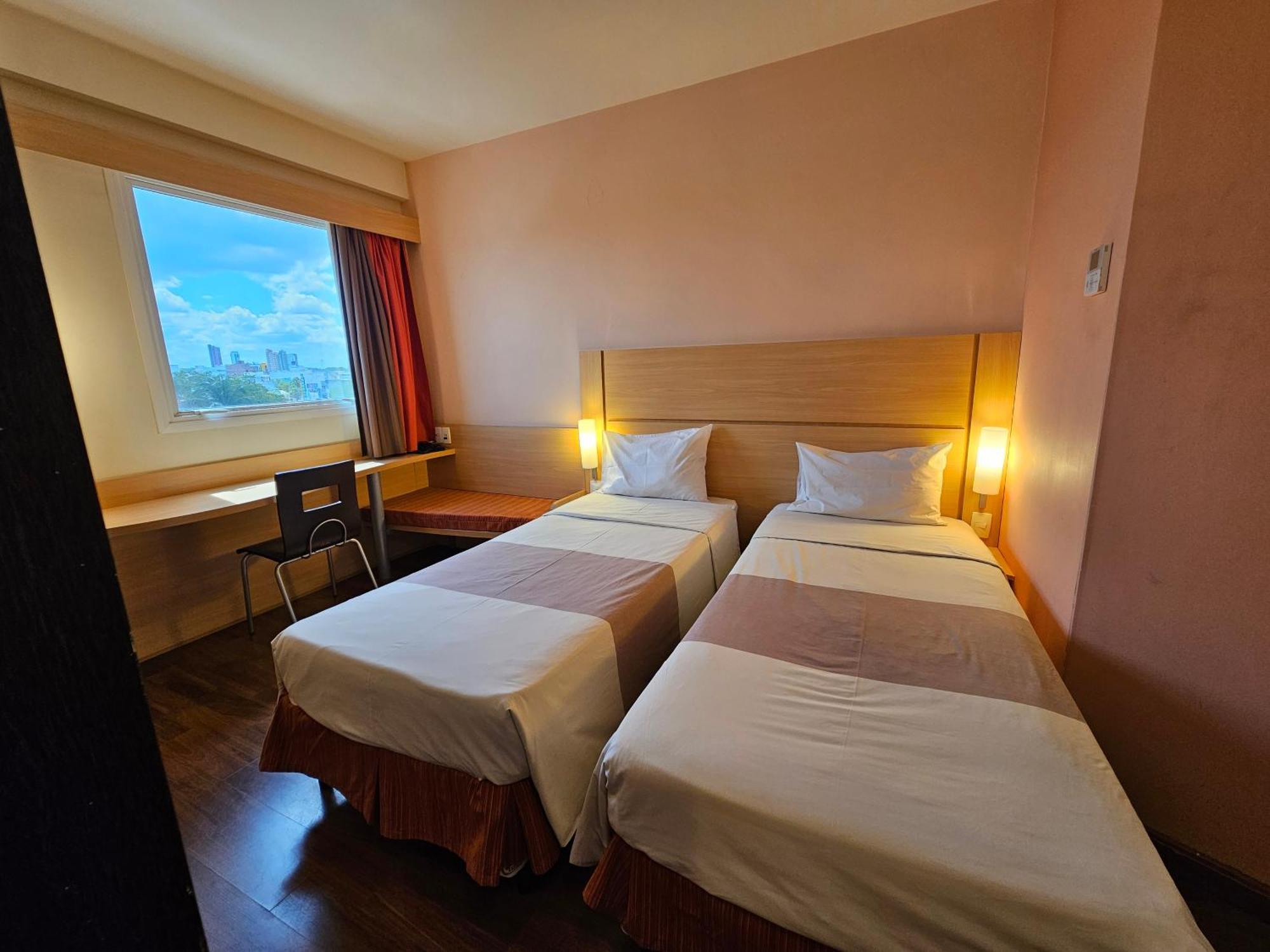 Ibis Mossoro Hotel Bagian luar foto