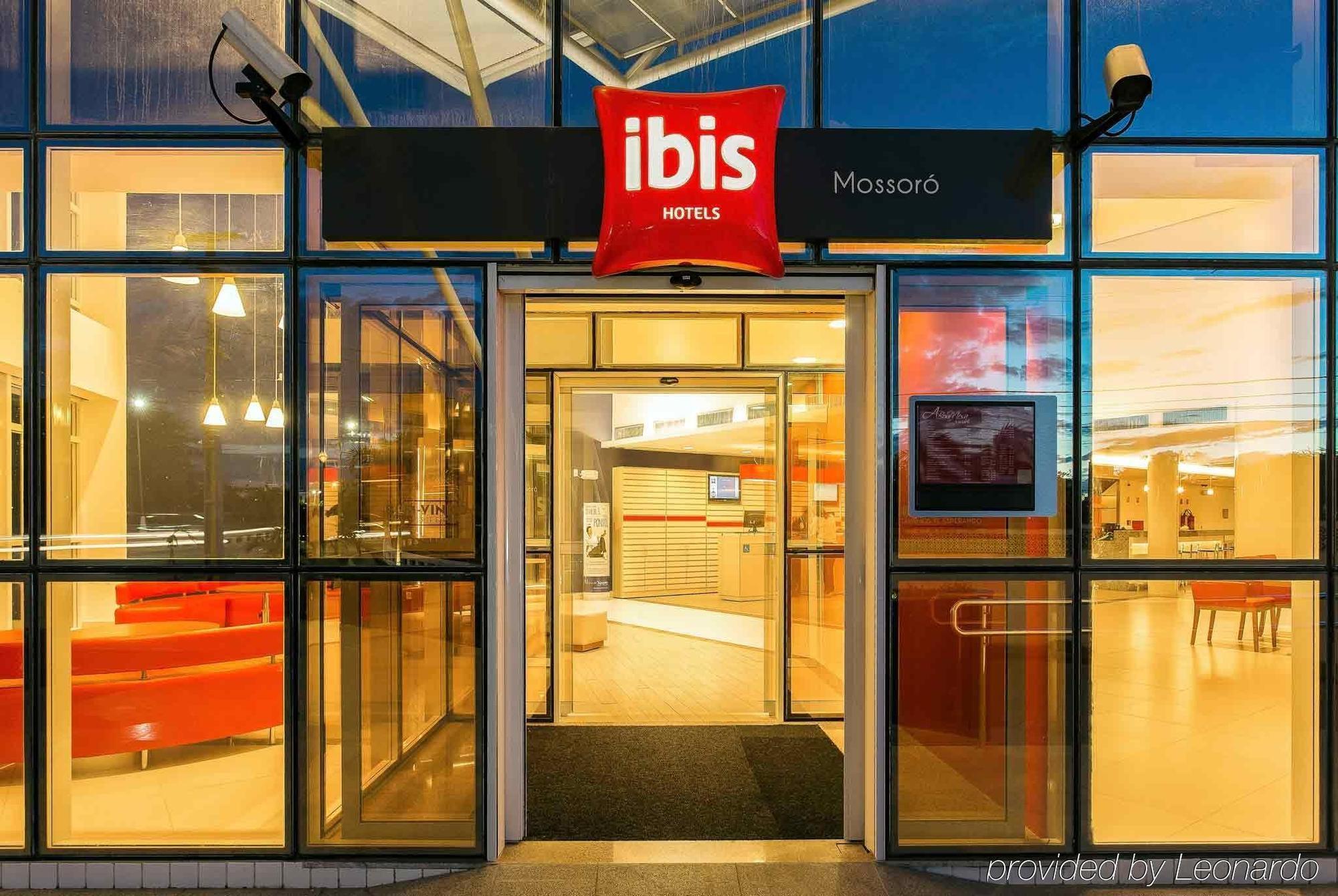 Ibis Mossoro Hotel Bagian luar foto